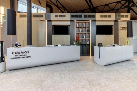 Cosmos Collection Izumrudny Les Hotel