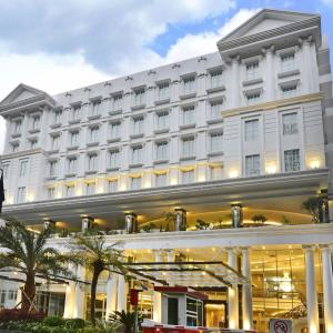 отель Grand Savero Hotel