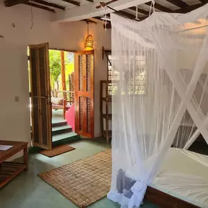 отель Evergreen Bungalows