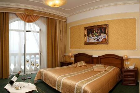 Отель Grand Palace в Светлогорск - Россия