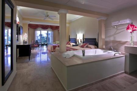 Grand Palladium Resort & Spa