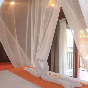 отель Dinatah Lembongan Villas