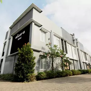 отель Alzara Hotel
