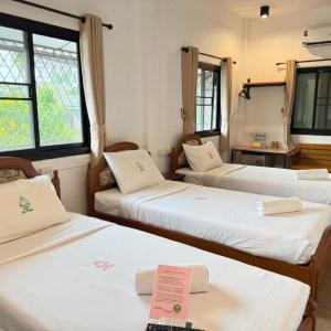 отель Collection O Khu Mueang near Tha Phae Gate (formerly Lai Thai Guesthouse)
