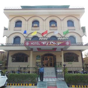 отель Hotel Taj Plaza