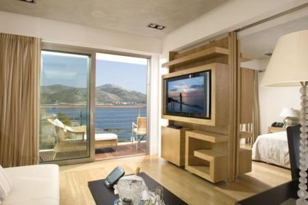 Grand Resort Lagonissi