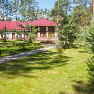 отель Centr Zagorodnogo Otdyha OOO Lukomorye Resort