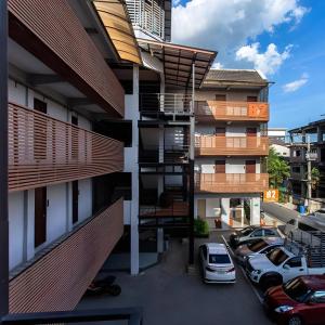 отель B2 Santitham (Wat Jed Yod) Boutique & Budget Hotel