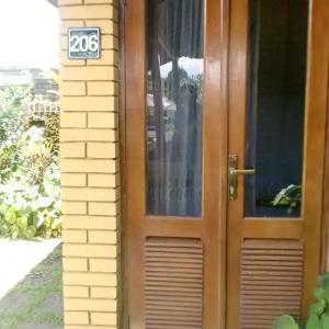 отель Enjung Beji Resort