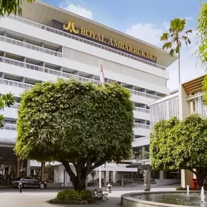 отель Royal Ambarrukmo Yogyakarta