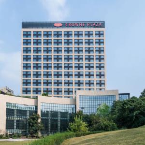 отель Crowne Plaza Chengdu Panda Garden by IHG - Near Panda Base
