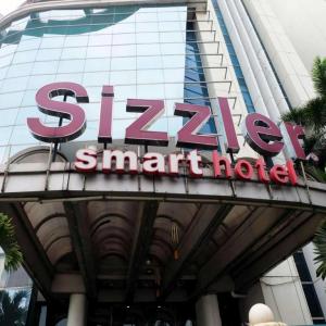 отель Smart Hotel Thamrin Jakarta