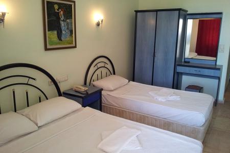 Отель Best Holiday Hotel в Махмутлар - Турция