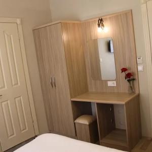 отель Luxx Garden Hotel