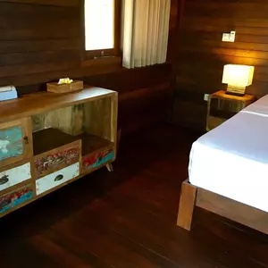 отель Twin Island Villas & Dive Resort