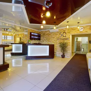 отель SQ Kirovski Hotel