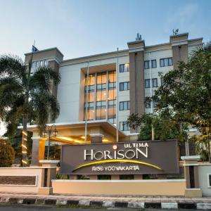 отель Riss Hotel Malioboro