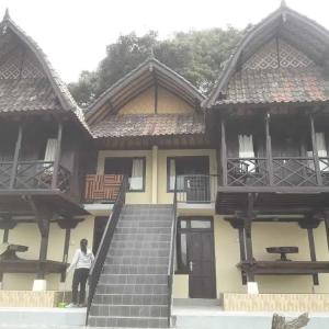 отель Batur Lakeside Huts