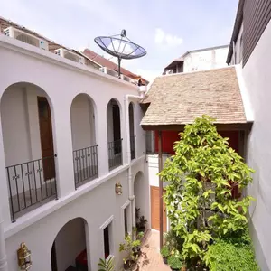отель Neighbor Phuthon
