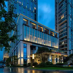 отель Courtyard by Marriott Xinchang