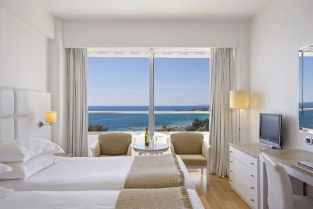 Отель Grecian Sands Hotel в Айя-Напа - Кипр