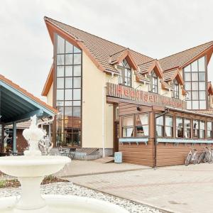 отель Heuriger  Hotel
