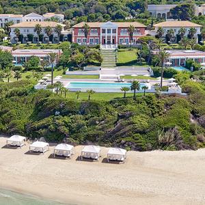 отель Mandola Rosa Suites & Villas