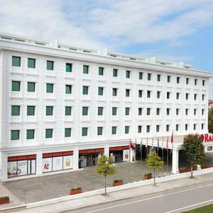 отель Ramada by Wyndham Yalova