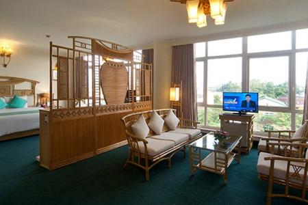 Отель Silk Path Grand Hue в Хюэ - Вьетнам