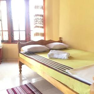отель Lake View Home Stay Tangalle