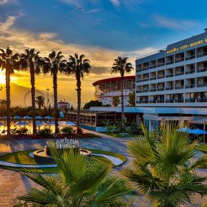 отель Nashira City Resort Hotel