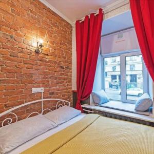 отель NeKhaus Guest House