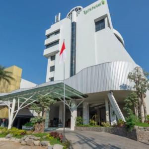 отель Tychi Hotel