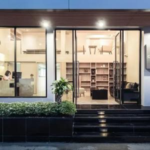 отель China Cozy Asoke