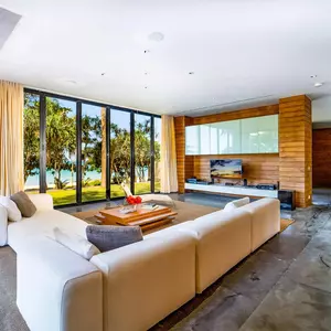 отель Grand Villa Noi