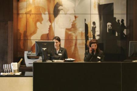 Отель Grupotel Gravina в Барселона - Испания