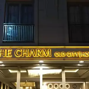 отель The Charm Hotel - Old City