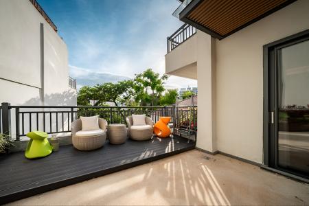 Отель Sanya Dongrong Guest International Hotel в Дадунхай - Китай