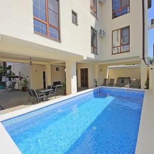 отель Stary Dvorik Guest house
