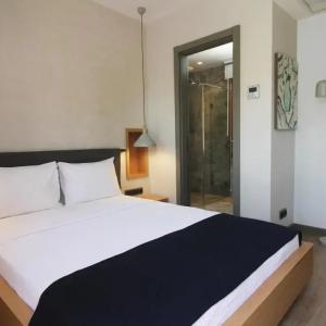 отель Mellow Blue Hotel