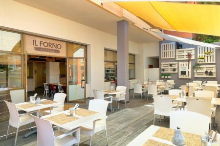 H10 Mediterranean Village