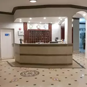 отель Dolphin Continental Hotel