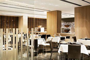 Отель H10 Roma Citta в Рим - Италия