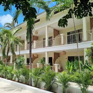 отель Elephant Beach Club & Resort Samui
