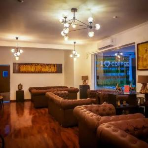 отель Pearl Royal Hotel