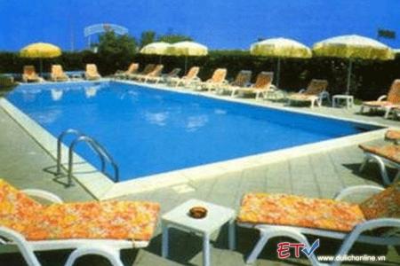 Отель Halong Dream Hotel в Халонг - Вьетнам