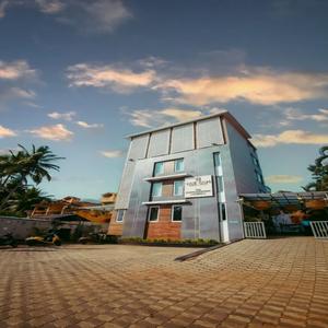 отель HUE GUH The Porto Candolim