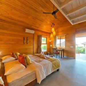 отель ABWonderdive Beach Resort