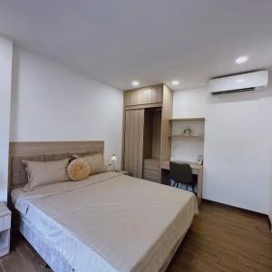 отель Luxe Paradise Hotel Nguyen Khac Hieu