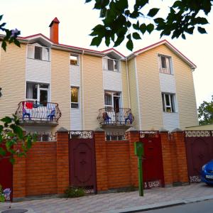 отель Solntse & More Guest house